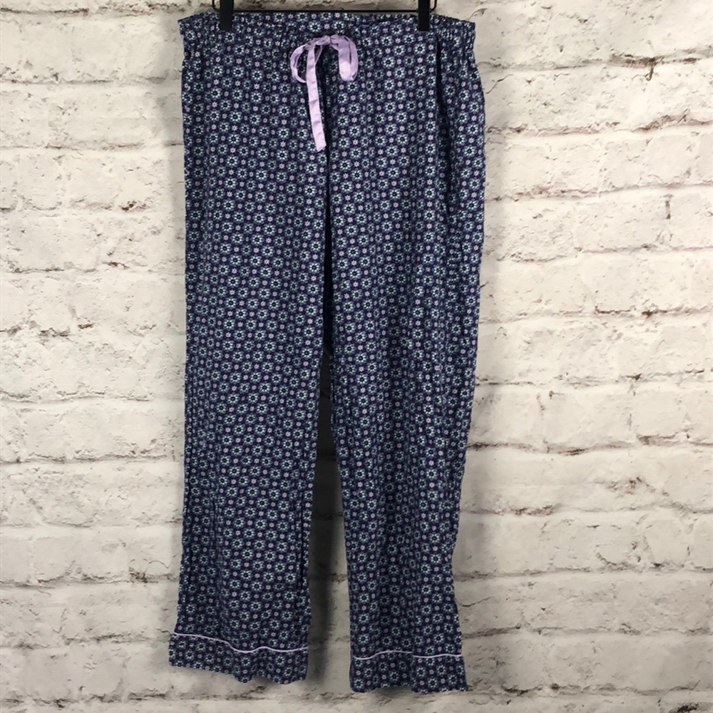 NWOT Victoria Secret PJ Bottoms Sz L